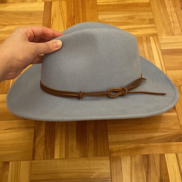 Wool hat - Picture 2 of 7